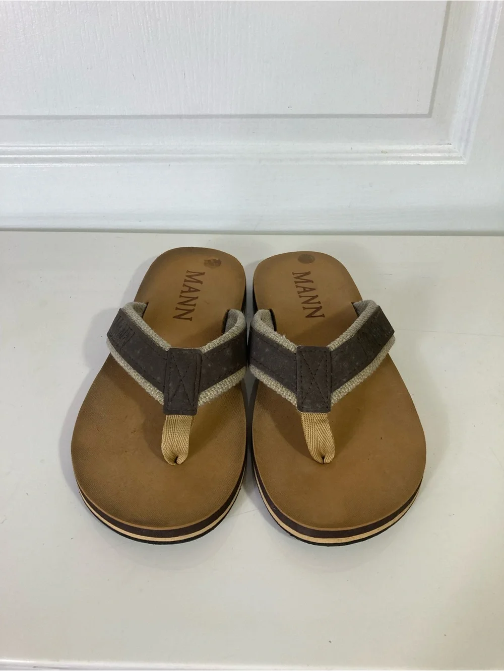 MANN Sandals Men 10.5 Brown Thong